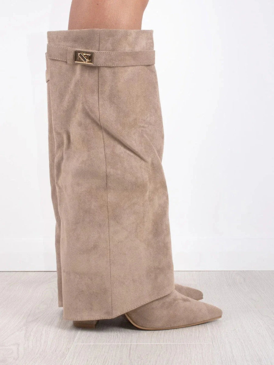Elegante Damenstiefel aus hochwertigem Suede mit goldenen Akzenten